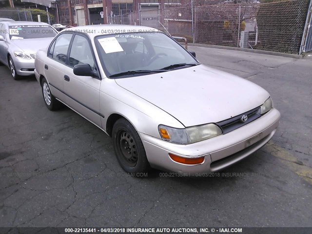 1NXAE09B8SZ341938 - 1995 TOYOTA COROLLA LE/DX TAN photo 1