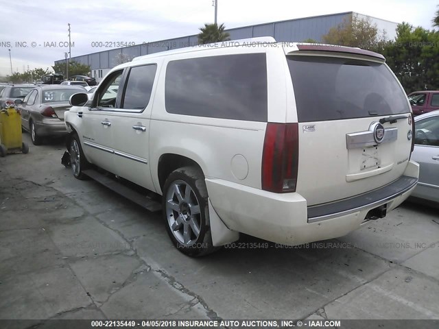 1GYFK66807R409409 - 2007 CADILLAC ESCALADE ESV WHITE photo 3