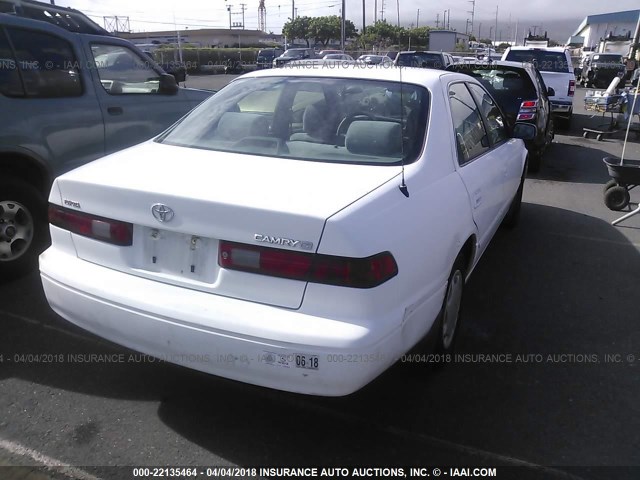 4T1BG22K6VU141116 - 1997 TOYOTA CAMRY CE/LE/XLE 白色 照片 4