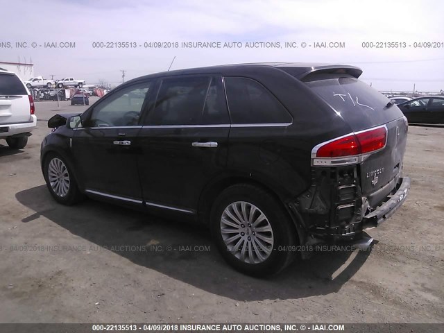 2LMDJ6JK3CBL01642 - 2012 LINCOLN MKX BLACK photo 3