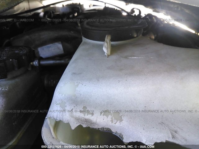 1Y1SK52822Z411039 - 2002 CHEVROLET GEO PRIZM LSI 白色 照片 10