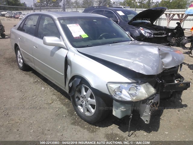 4T1BF28BXYU029840 - 2000 TOYOTA AVALON XL/XLS SILVER photo 1