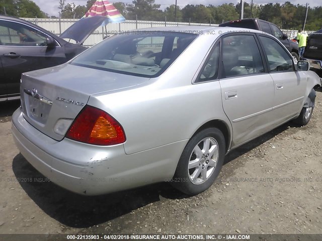 4T1BF28BXYU029840 - 2000 TOYOTA AVALON XL/XLS SILVER photo 4