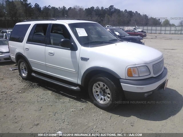 1FMRU1569YLB01008 - 2000 FORD EXPEDITION XLT WHITE photo 1