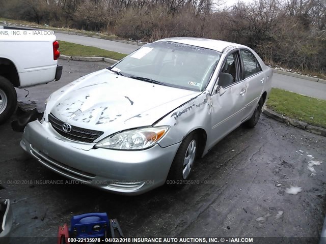 4T1BE32K74U868761 - 2004 TOYOTA CAMRY LE/XLE/SE GRAY photo 2