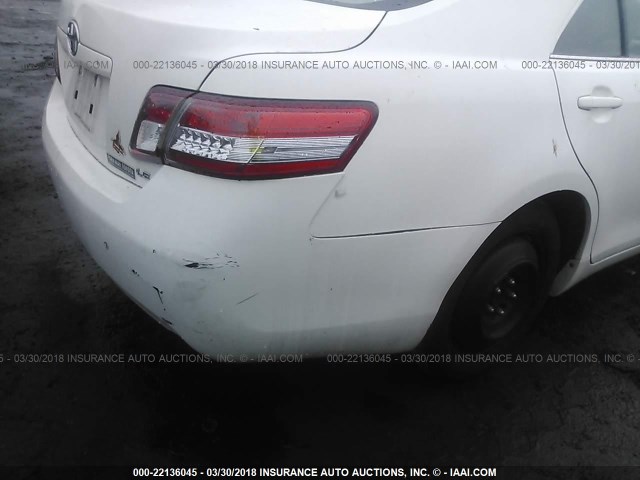 4T1BF3EK3AU564735 - 2010 TOYOTA CAMRY SE/LE/XLE WHITE photo 6