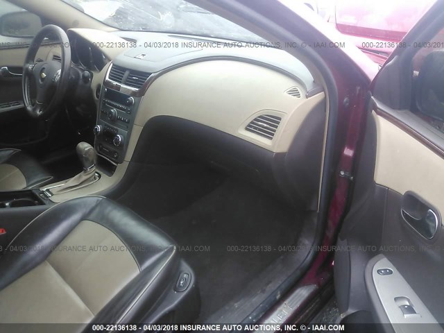 1G1ZK577X8F159739 - 2008 CHEVROLET MALIBU LTZ 红色 照片 5