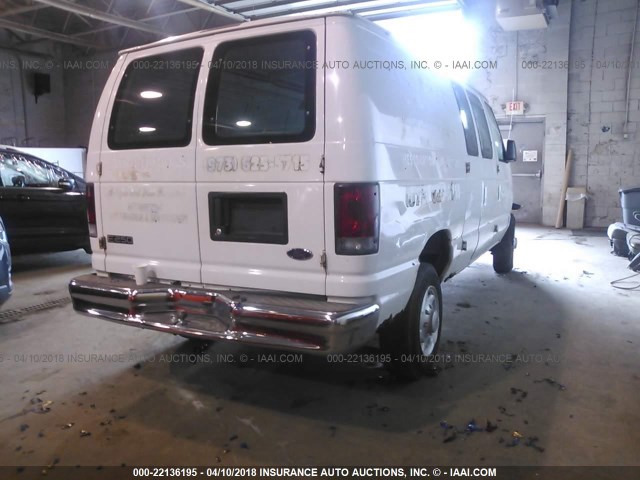 1FTNE24L83HB63749 - 2003 FORD ECONOLINE E250 VAN WHITE photo 4