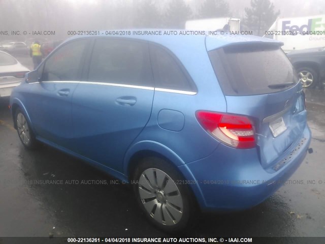 WDDVP9AB9EJ002052 - 2014 MERCEDES-BENZ B ELECTRIC BLUE photo 3