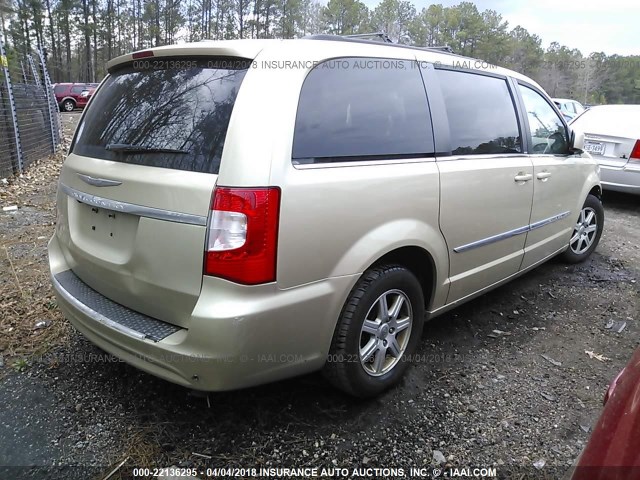 2A4RR5DG0BR607374 - 2011 CHRYSLER TOWN & COUNTRY TOURING GOLD photo 4