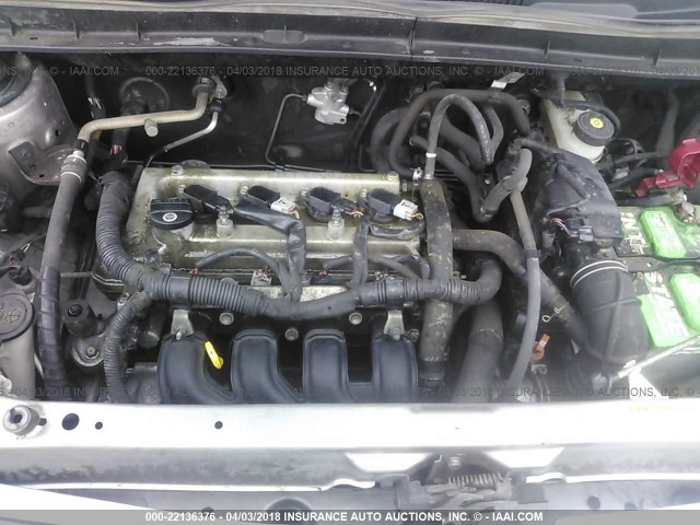 JTLKT324964125411 - 2006 TOYOTA SCION XB SILVER photo 10