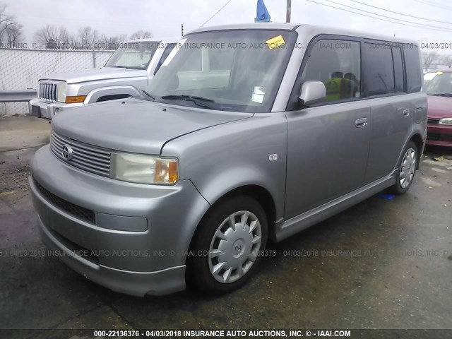 JTLKT324964125411 - 2006 TOYOTA SCION XB SILVER photo 2