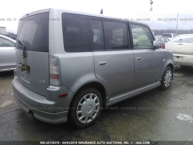 JTLKT324964125411 - 2006 TOYOTA SCION XB SILVER photo 4