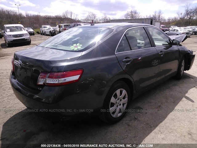 4T1BF3EK5AU063667 - 2010 TOYOTA CAMRY SE/LE/XLE GRAY photo 4