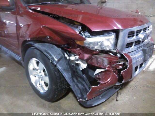 1FMCU0E71BKB29004 - 2011 FORD ESCAPE LIMITED RED photo 6