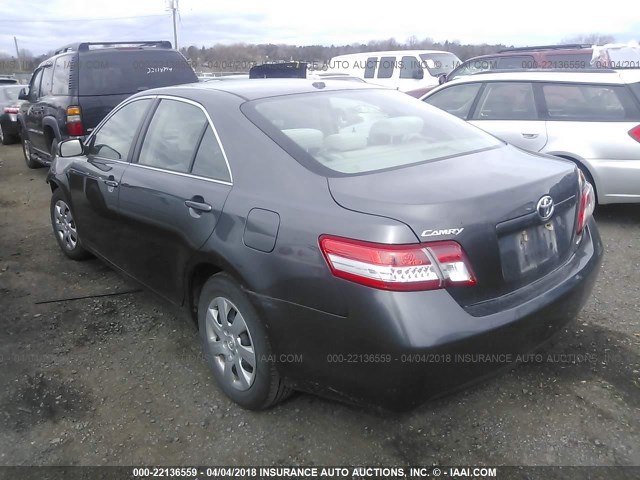 4T4BF3EK3AR052172 - 2010 TOYOTA CAMRY SE/LE/XLE Сұр фото 3