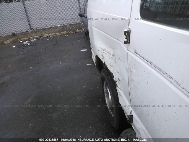 1FTNE24W86HB17126 - 2006 FORD ECONOLINE E250 VAN WHITE photo 6