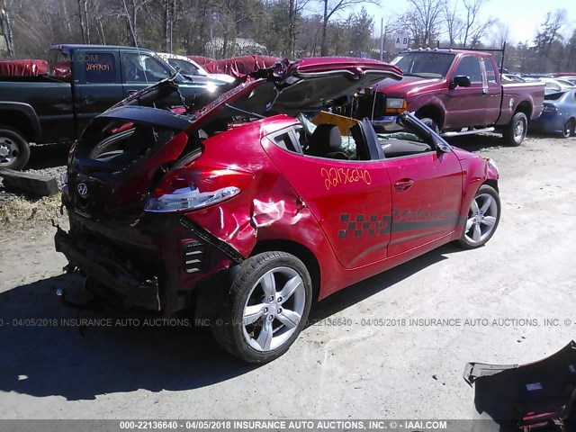 KMHTC6AD0DU099213 - 2013 HYUNDAI VELOSTER RED photo 4