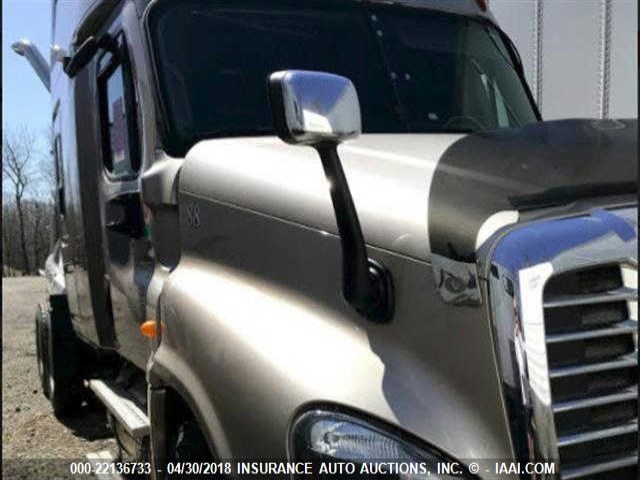 1FUJGLCK89LAE8878 - 2009 FREIGHTLINER CASCADIA 125  GOLD photo 1