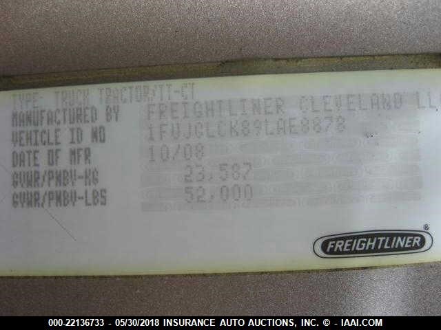 1FUJGLCK89LAE8878 - 2009 FREIGHTLINER CASCADIA 125  GOLD photo 2