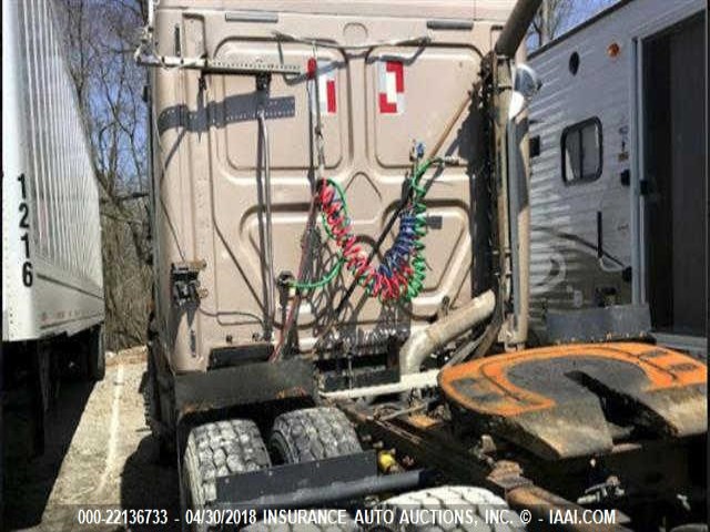 1FUJGLCK89LAE8878 - 2009 FREIGHTLINER CASCADIA 125  GOLD photo 4