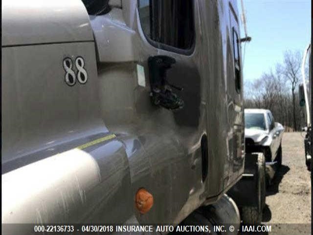 1FUJGLCK89LAE8878 - 2009 FREIGHTLINER CASCADIA 125  GOLD photo 5