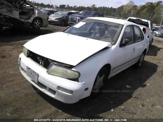 1N4BU31D5VC248966 - 1997 NISSAN ALTIMA XE/GXE/SE/GLE WHITE photo 2