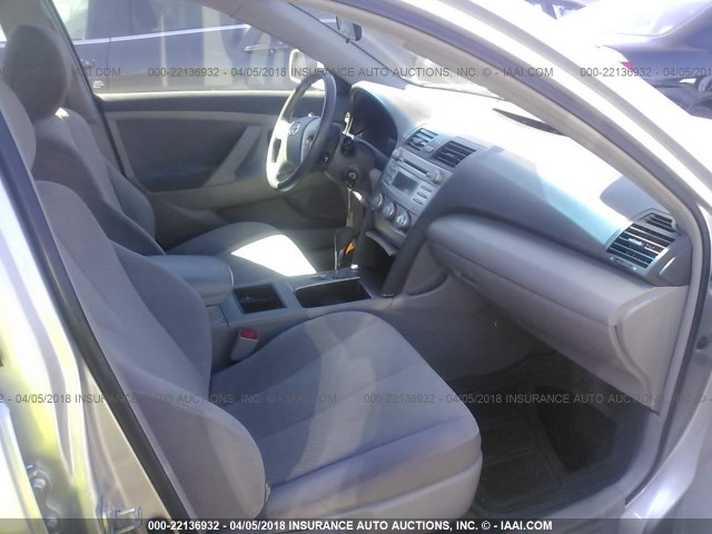 4T1BK46K59U591012 - 2009 TOYOTA CAMRY SE/LE/XLE 棕色 照片 5