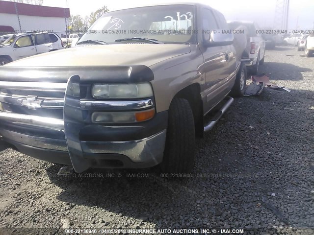 2GCEK19T9X1166275 - 1999 CHEVROLET SILVERADO K1500 GOLD photo 2