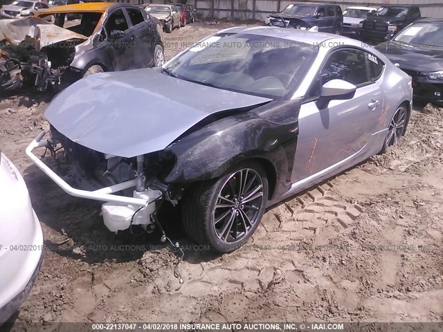 JF1ZNAA13F9709392 - 2015 TOYOTA SCION FR-S SILVER photo 2