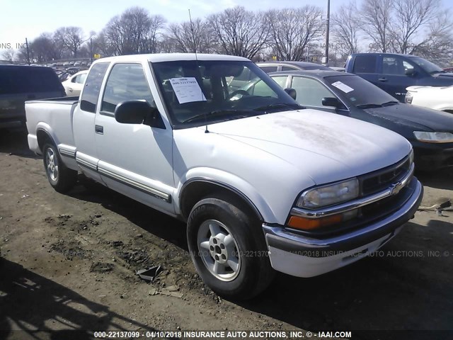 1GCDT19W018177897 - 2001 CHEVROLET S TRUCK S10 WHITE photo 1