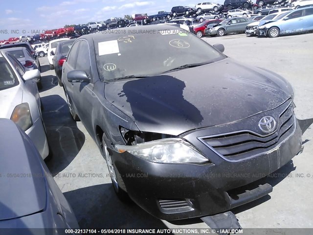 4T1BF3EK9AU030686 - 2010 TOYOTA CAMRY SE/LE/XLE 灰色 照片 1