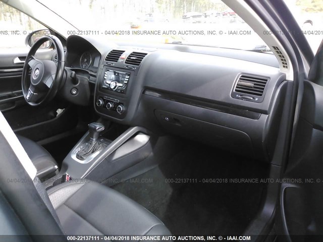 3VWRZ7AJ8AM055322 - 2010 VOLKSWAGEN JETTA SE/SEL GRAY photo 5