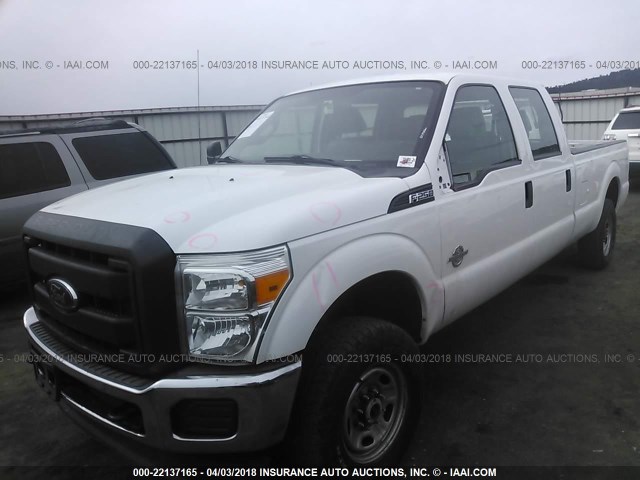 1FT7W2BT7CEB38223 - 2012 FORD F250 SUPER DUTY WHITE photo 2