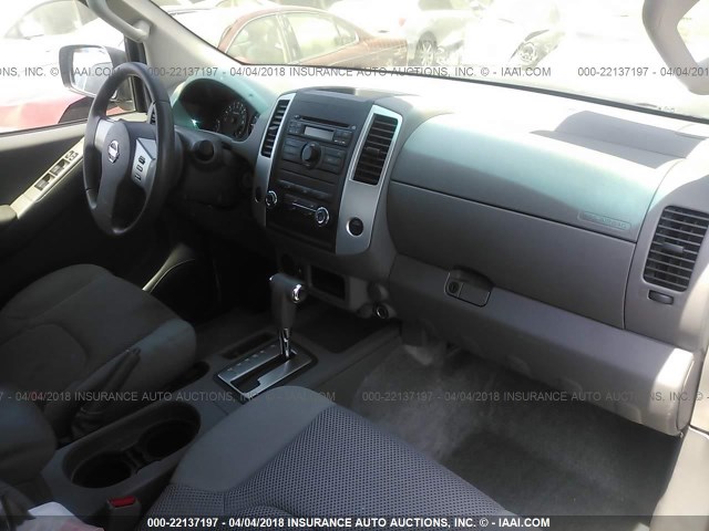 1N6AD0ER0CC400608 - 2012 NISSAN FRONTIER S/SV/SL/PRO-4X GRAY photo 5