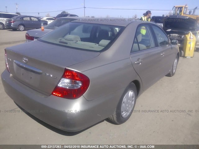 4T1BE32K22U589389 - 2002 TOYOTA CAMRY LE/XLE/SE TAN photo 4