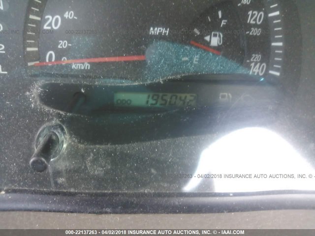 4T1BE32K22U589389 - 2002 TOYOTA CAMRY LE/XLE/SE 棕色 照片 7