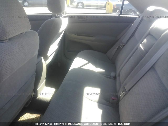 4T1BE32K22U589389 - 2002 TOYOTA CAMRY LE/XLE/SE 棕色 照片 8