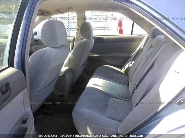 4T1BE32K82U512574 - 2002 TOYOTA CAMRY LE/XLE/SE ღია ლურჯი ფოტო 8