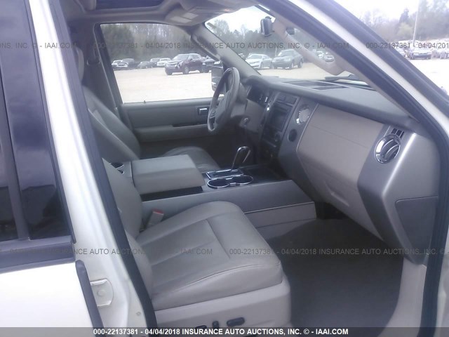 1FMFU20577LA65891 - 2007 FORD EXPEDITION LIMITED WHITE photo 5