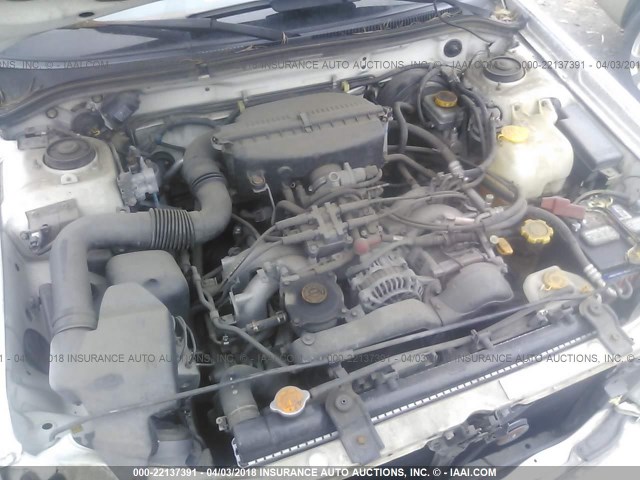 JF1SF65522H736575 - 2002 SUBARU FORESTER S Սպիտակ լուսանկար 10