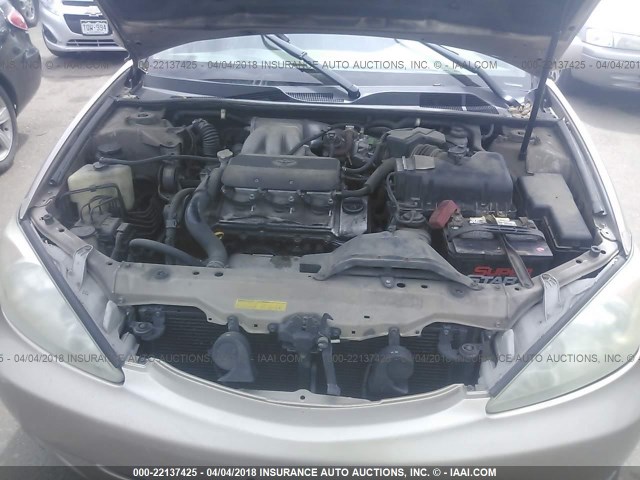 4T1BF32KX2U023736 - 2002 TOYOTA CAMRY LE/XLE/SE თაფლისფერი ფოტო 10