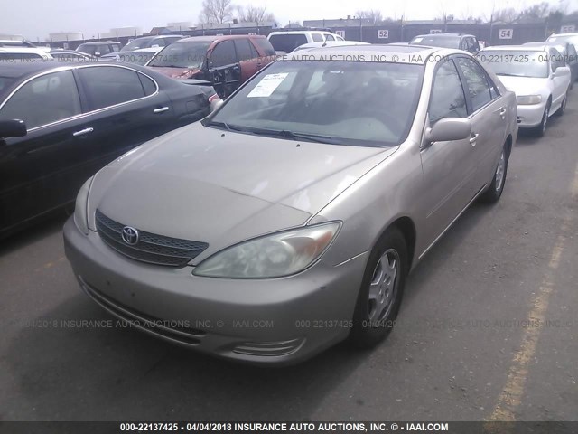 4T1BF32KX2U023736 - 2002 TOYOTA CAMRY LE/XLE/SE TAN photo 2