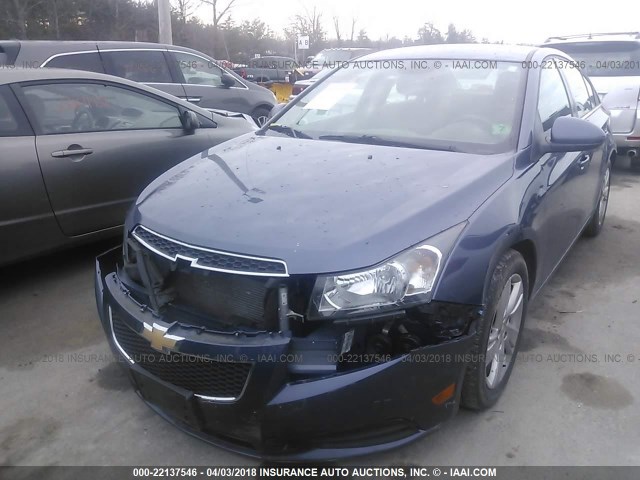 1G1P75SZ7E7100798 - 2014 CHEVROLET CRUZE BLUE photo 2