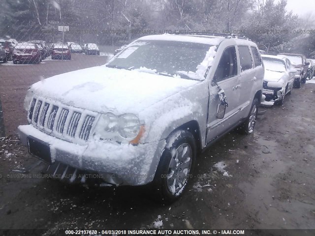 1J8HR58248C219672 - 2008 JEEP GRAND CHEROKEE LIMITED SILVER photo 2