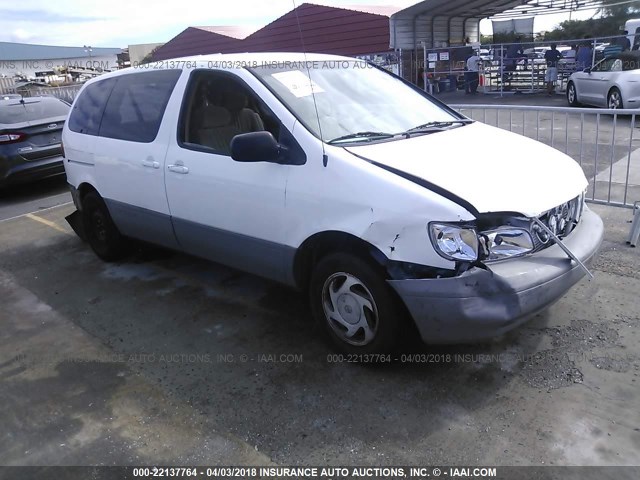 4T3ZF13C3WU084594 - 1998 TOYOTA SIENNA LE/XLE WHITE photo 1