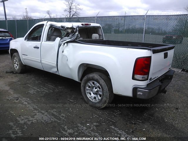 2GTEC19C681220159 - 2008 GMC SIERRA C1500 WHITE photo 3