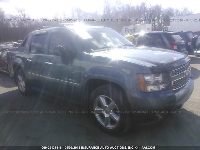 3GNTKGE30BG320699 - 2011 CHEVROLET AVALANCHE LTZ GRAY photo 1