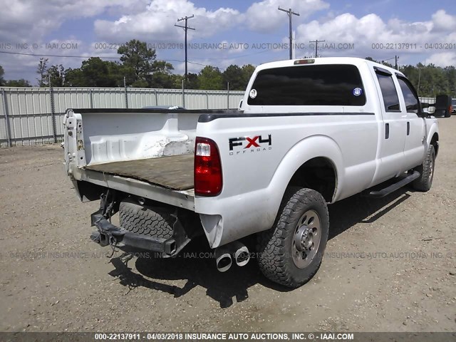 1FT8W3BT3BEA83374 - 2011 FORD F350 SUPER DUTY WHITE photo 4