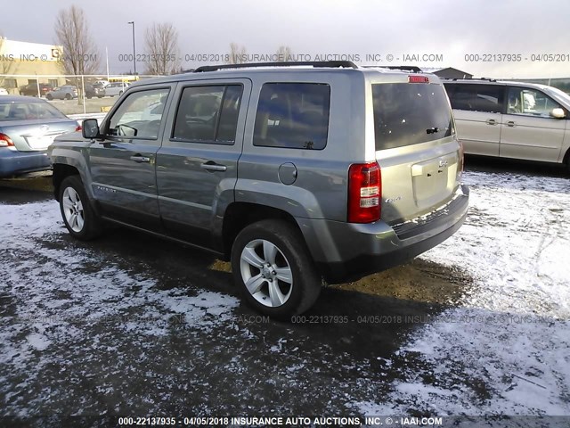 1C4NJRFB9CD672331 - 2012 JEEP PATRIOT LATITUDE GRAY photo 3